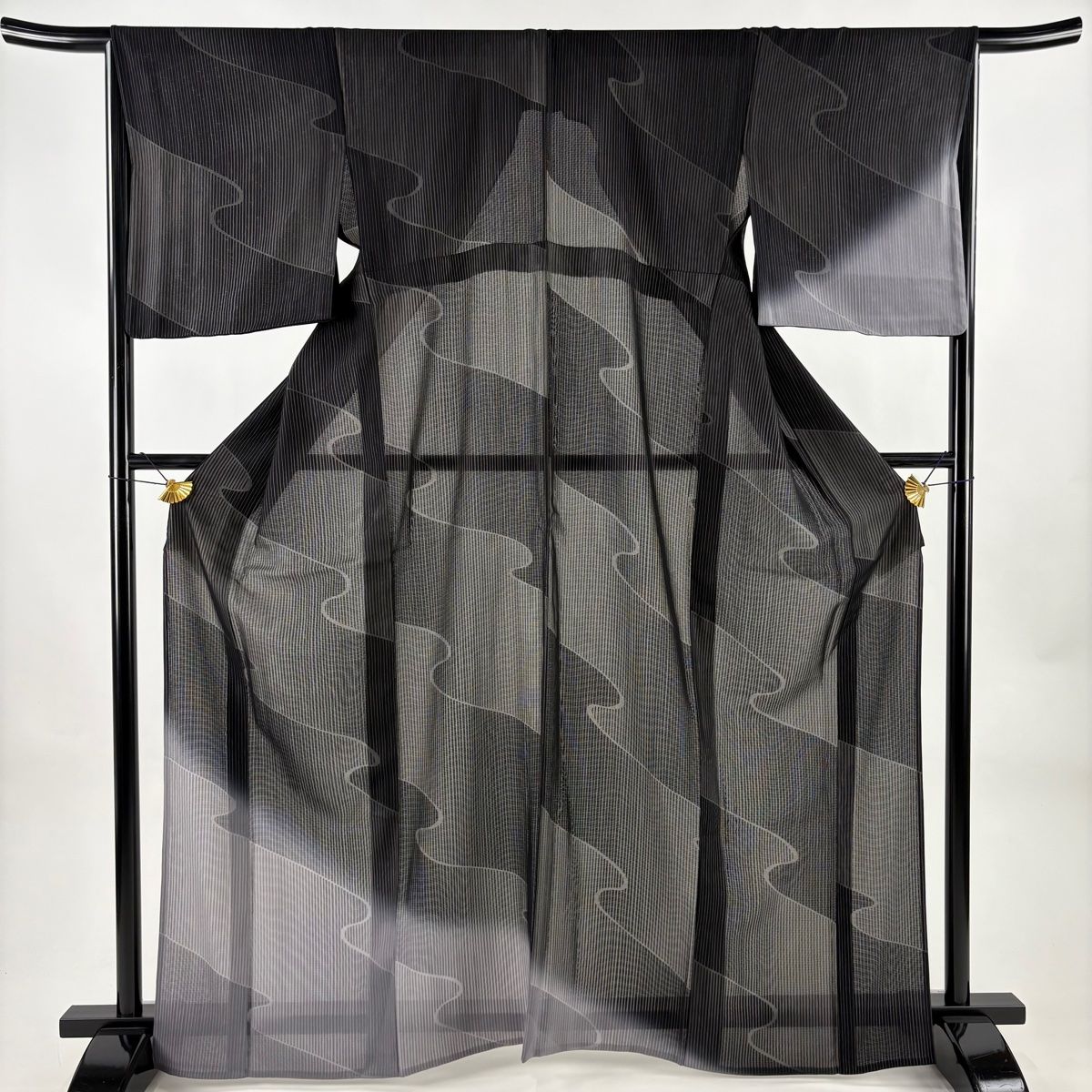 付下げ 身丈166 cm 裄丈66 5 M 紗絽袷 縦縞 霞 ぼかし 黒 正絹