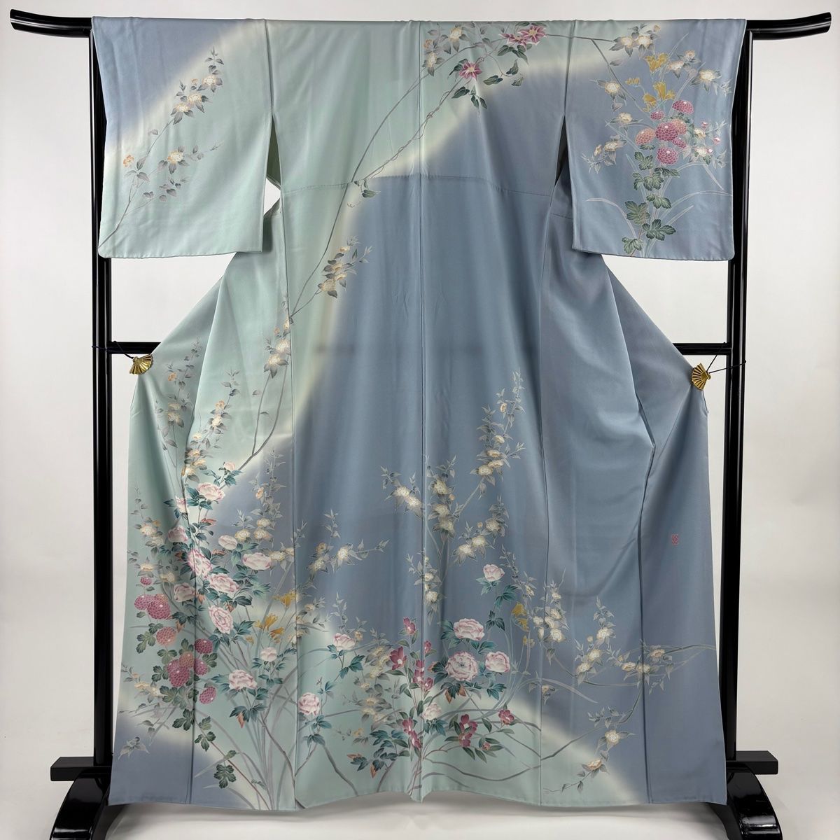 訪問着 身丈164 cm 裄丈66 M 袷 落款 枝花 菊 染め分け ぼかし 水色 正絹