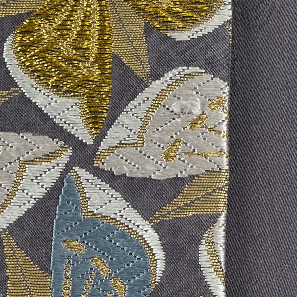 美品】 袋帯 逸品 山口美術織物 落款 花弁風車文 唐織 金糸 灰紫 六通
