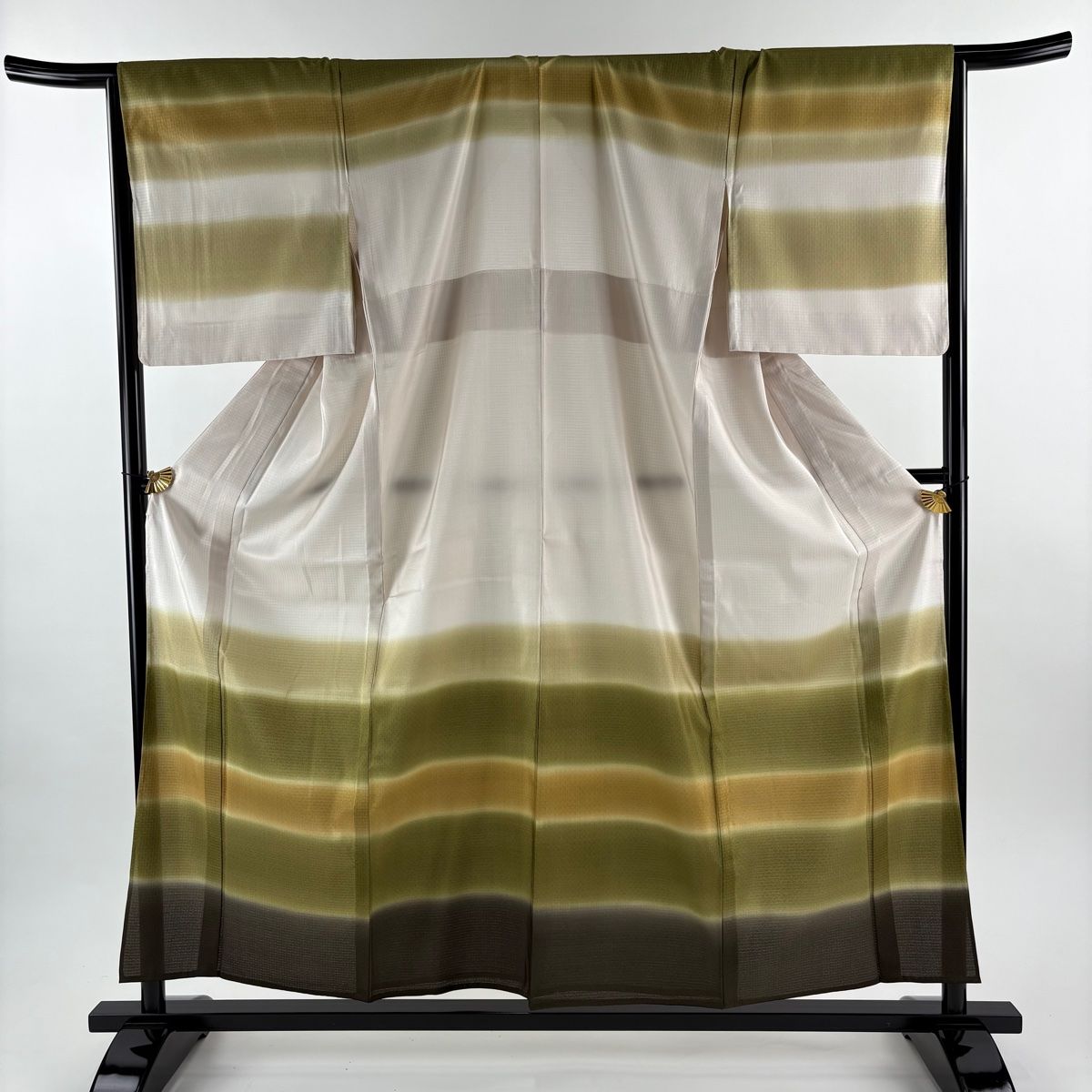 訪問着 身丈158 5 cm 裄丈66 M 単衣 真田紬地 青柳 段縞模様 ぼかし 草木染 茶緑色 正絹