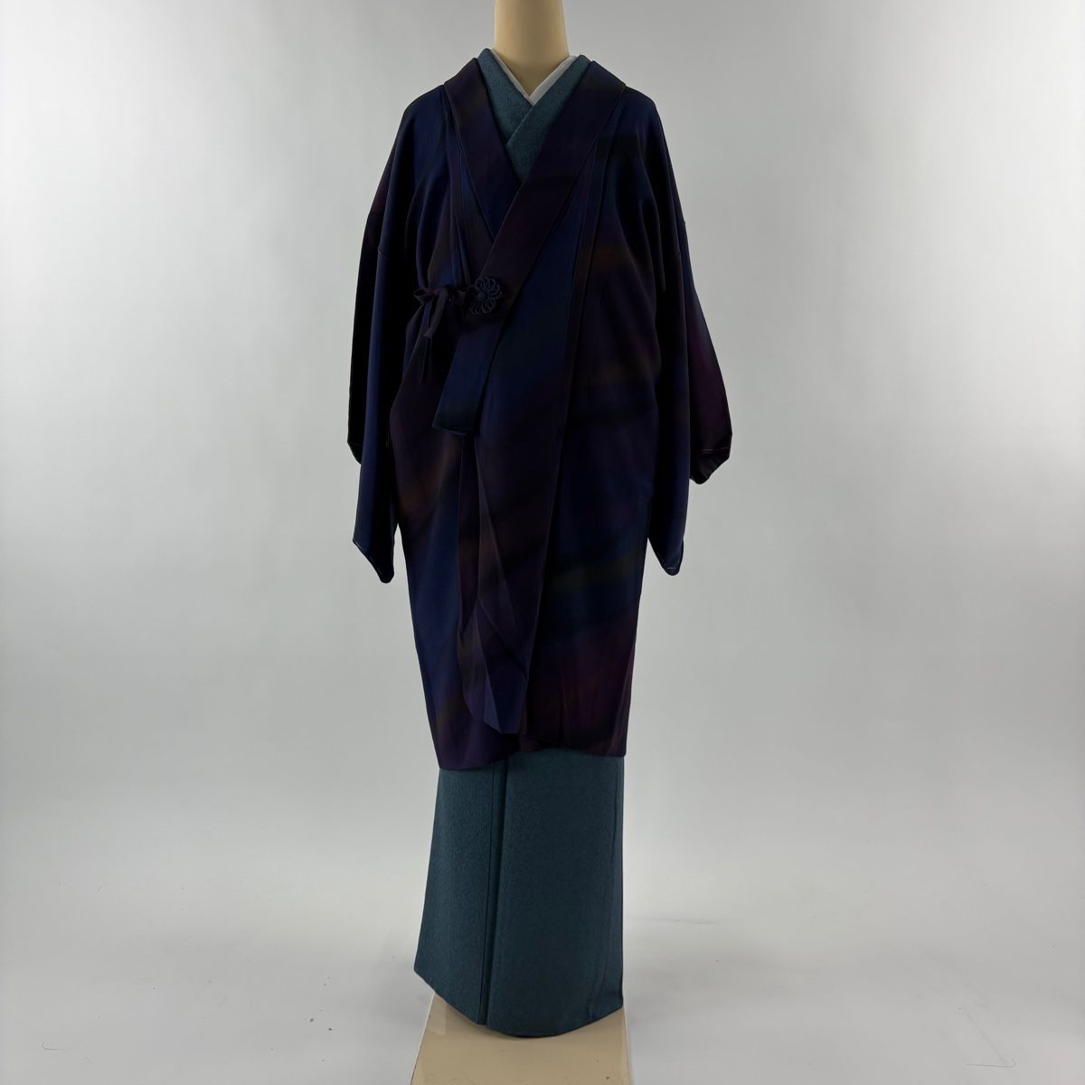 道中着 身丈99.5 cm 裄丈66 M 和装コート 着物衿 斜縞 ぼかし 縮緬 紫 正絹