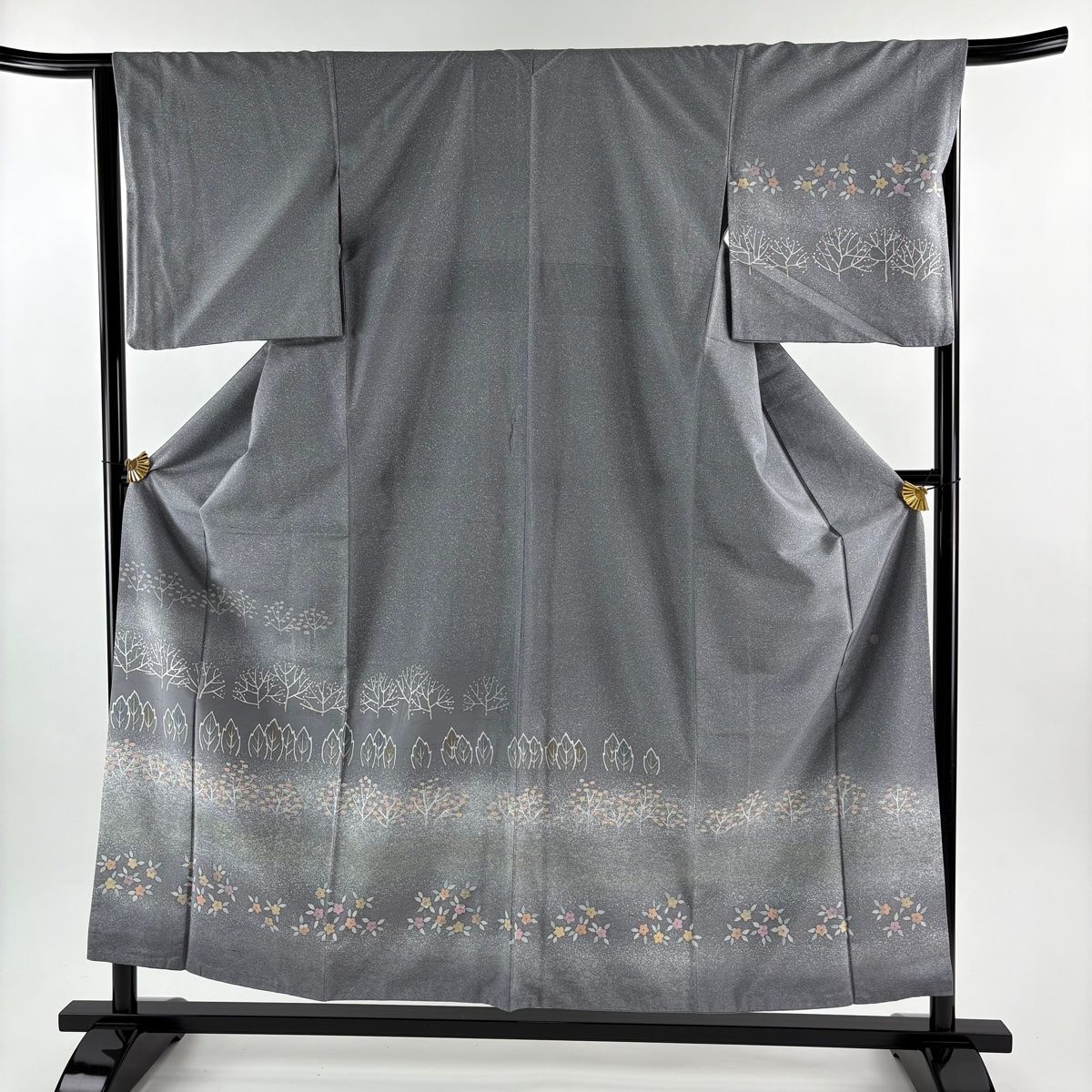 訪問着 身丈156 5 cm 裄丈65 M 袷 牛首紬地 落款 樹木 草花 灰色 正絹