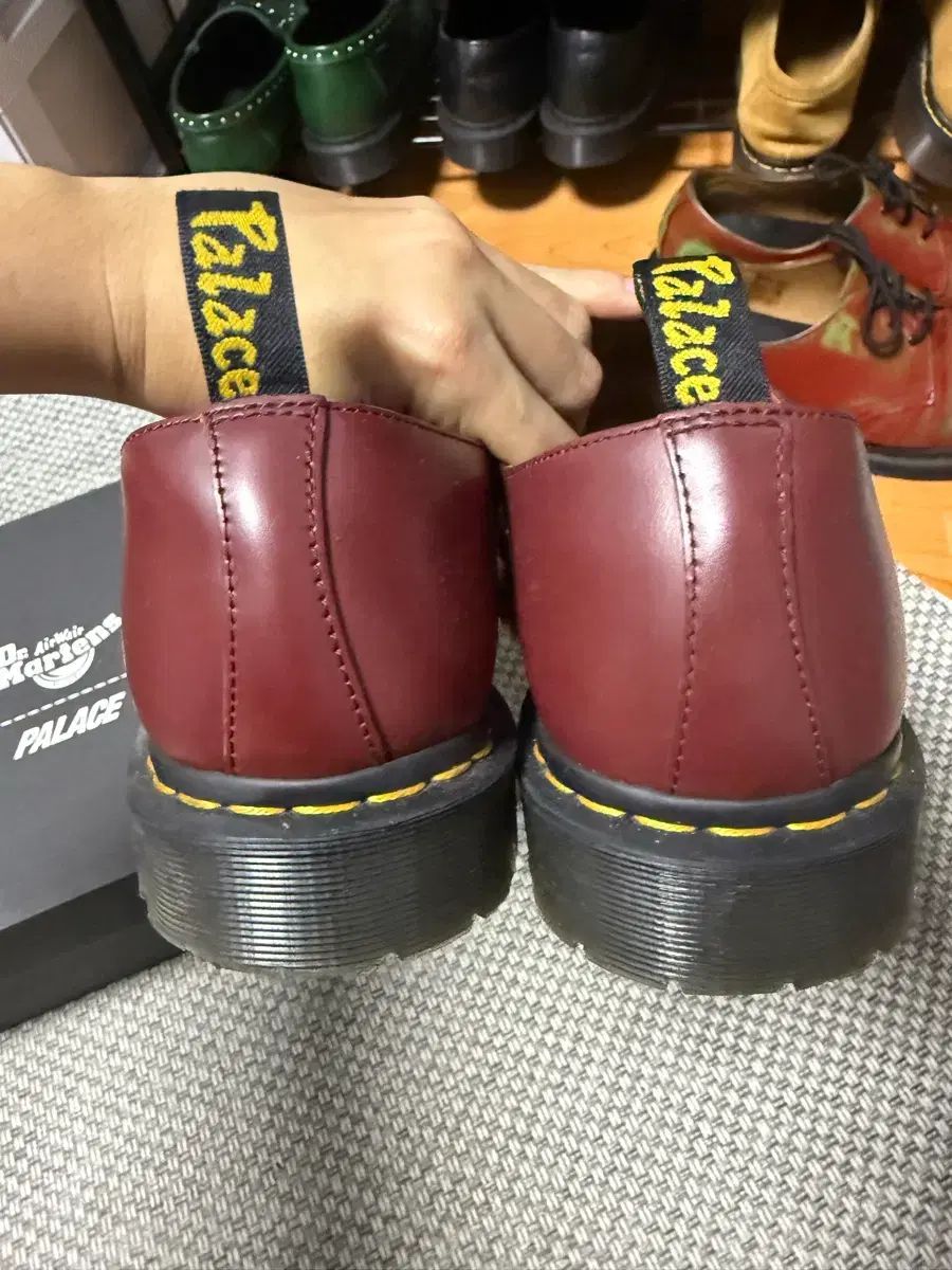 300 PALACE DR MARTENS ドクターマーチン 1461 レッド バーガンディ