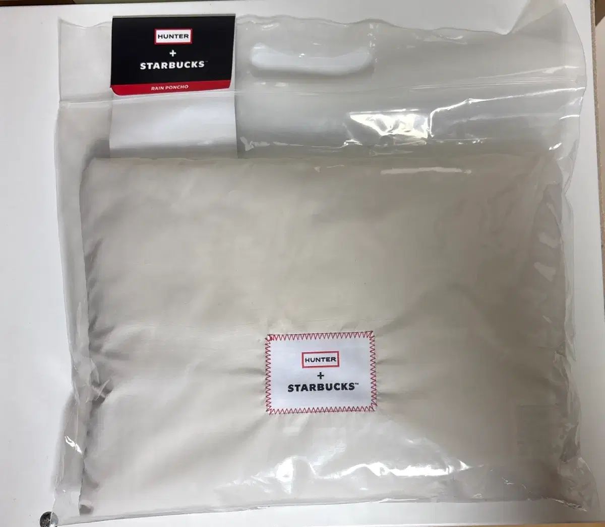 スターバックス ハンター ライト レイン ポンチョ アイボリー 2025