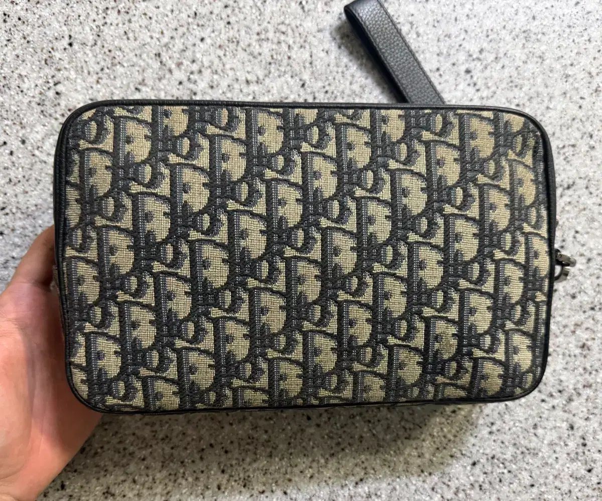 ディオール オブリーク トゥー リィ バッグ