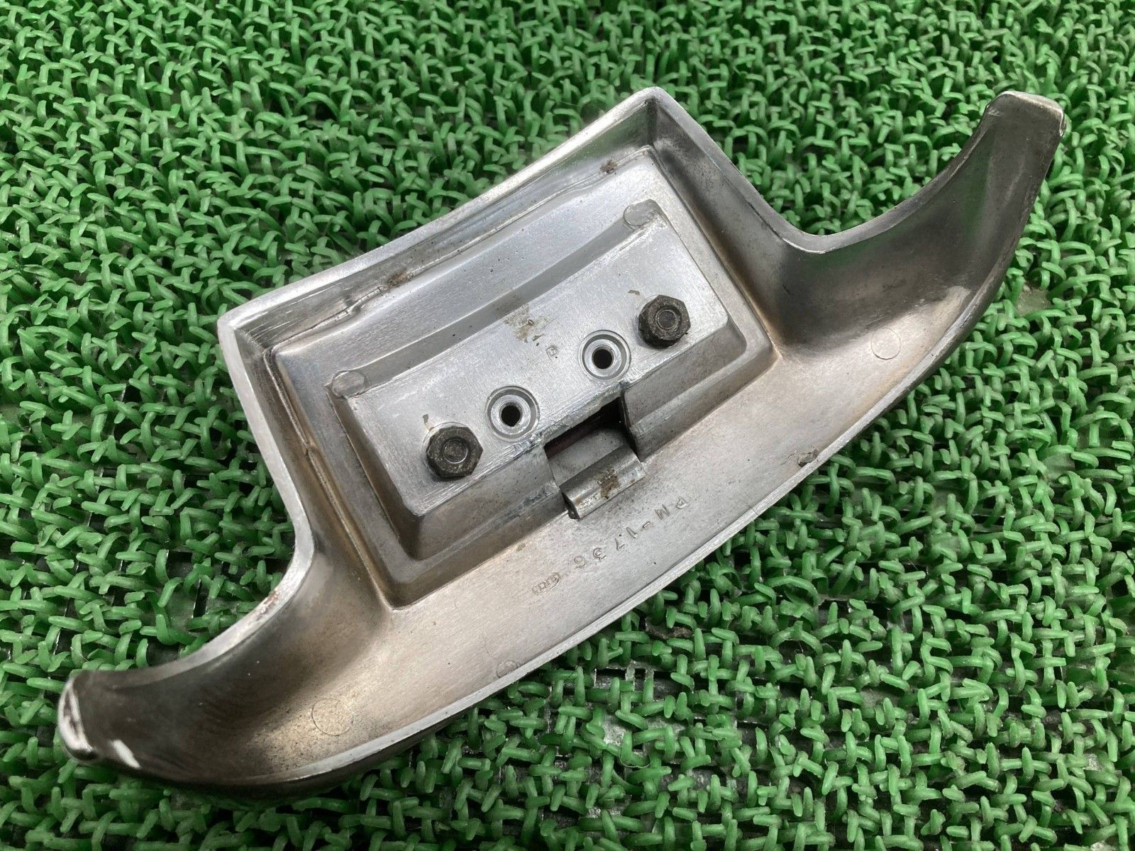 FLSTC リアフェンダーチップ 1736 ハーレー 純正 中古 バイク 部品 96