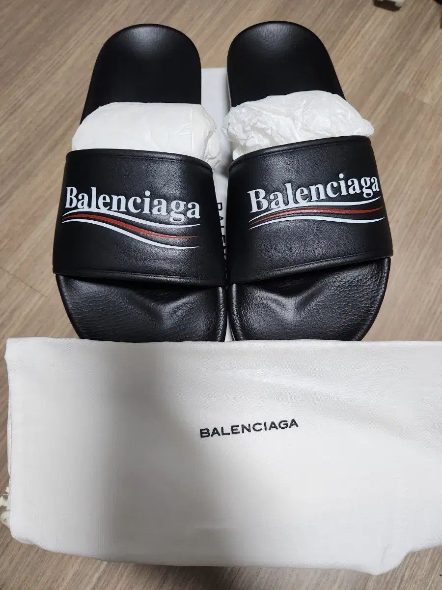 バレンシアガ ブラック スリッパ 40