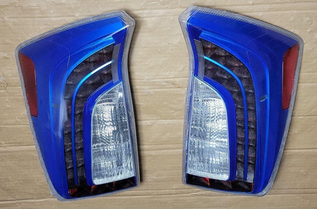 30プリウス テールレンズ キャンディブルー塗装 PHV ZVW35 【公式通販】