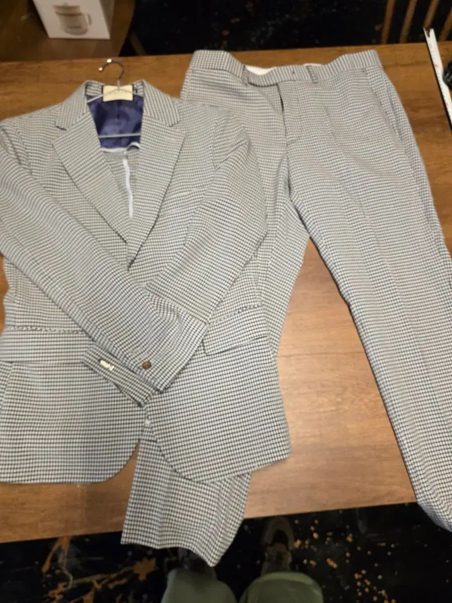 グッチ メンズ スーツ セット - ジャケット M サイズ ズボン L