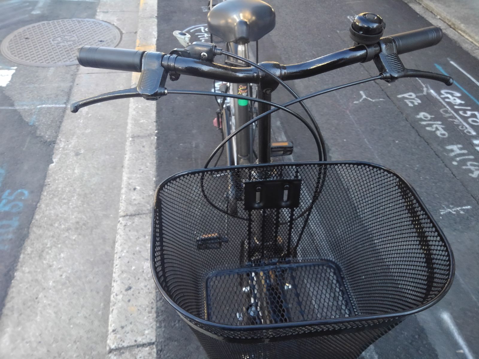 引き取り限定！(名古屋市昭和区)中古自転車3857 前後タイヤ新品