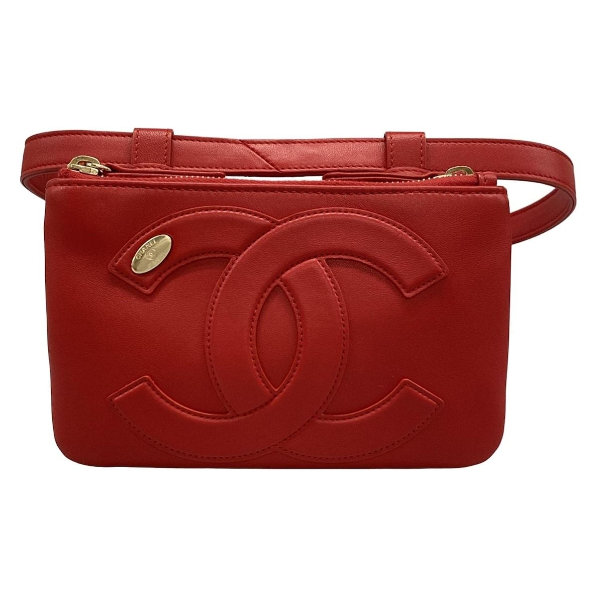 【美品・鑑定済み】CHANEL ウエストポーチ　ココマーク　チェーン　レッド CHANEL(シャネル) ウエストポーチ美品 - レッド ココマーク レザー