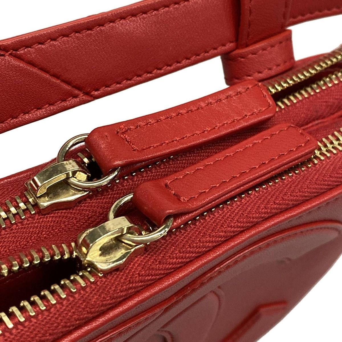 CHANEL(シャネル) ウエストポーチ美品 - レッド ココマーク レザー