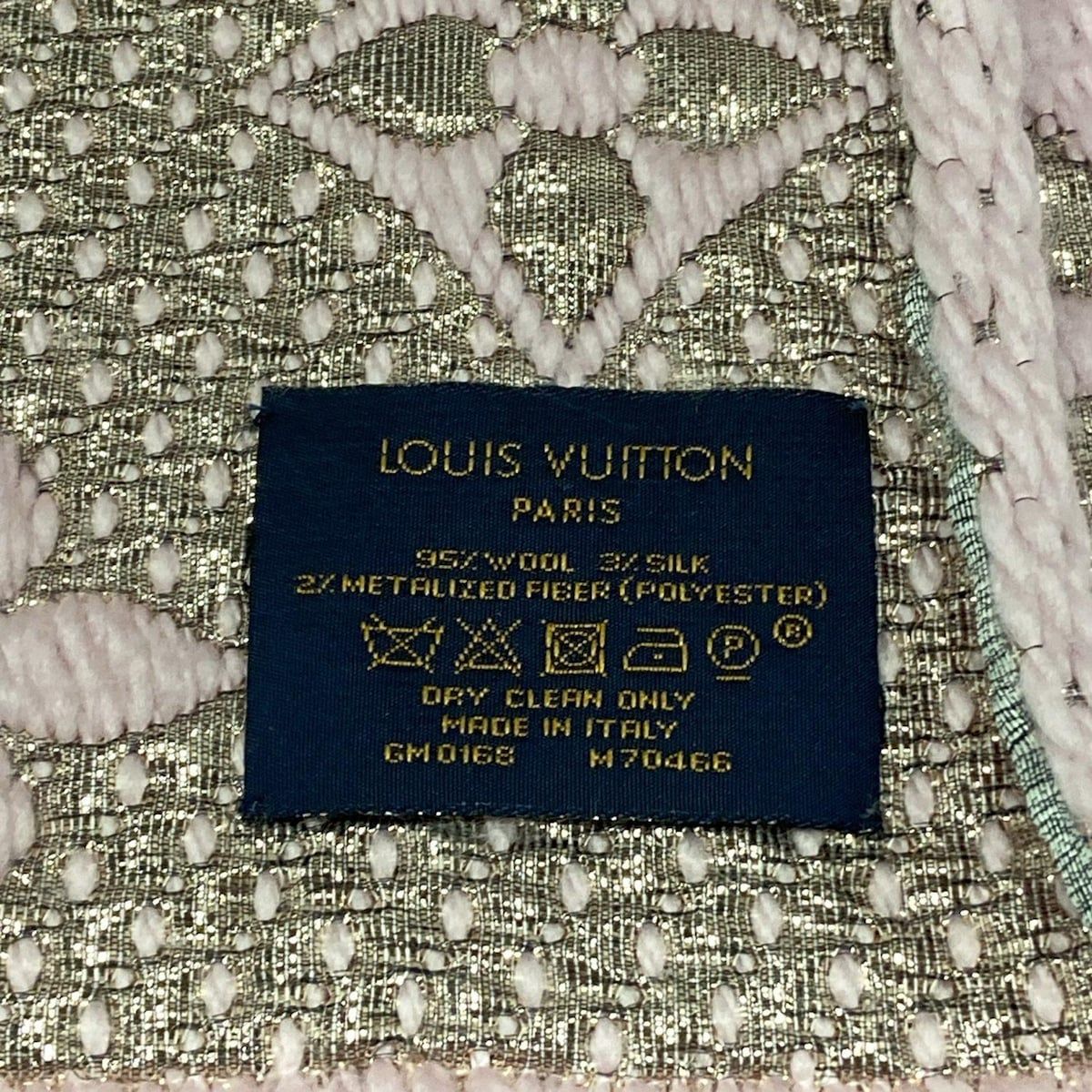 LOUIS VUITTON(ルイヴィトン) マフラー エシャルプ・ロゴマニア