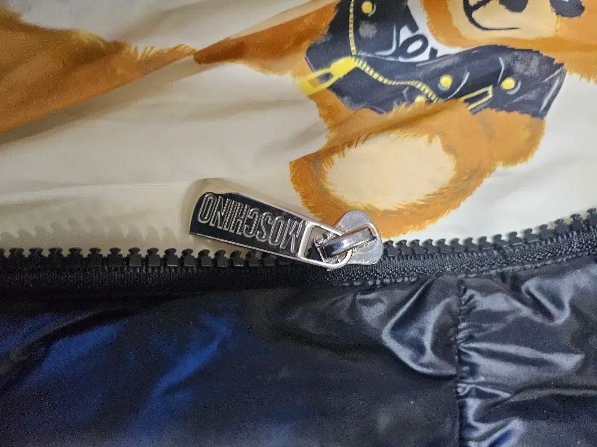 モスキーノ キッズ