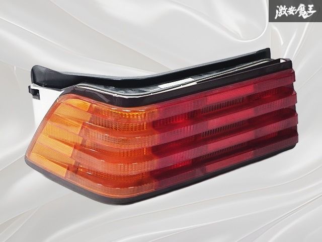 美品 メルセデスベンツ 純正 W129 SLクラス テールライト テールランプ