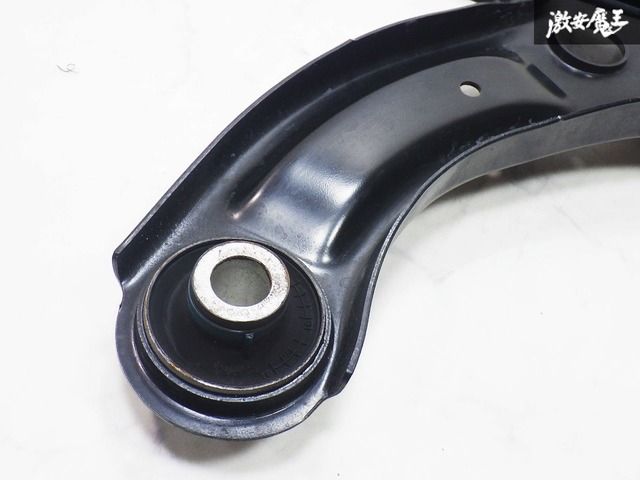 スズキ 純正スイフトスポーツ ZC33S 左 フロント ロアアーム 45202