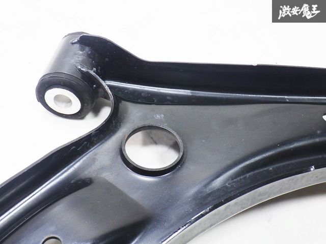 スズキ 純正スイフトスポーツ ZC33S 左 フロント ロアアーム 45202