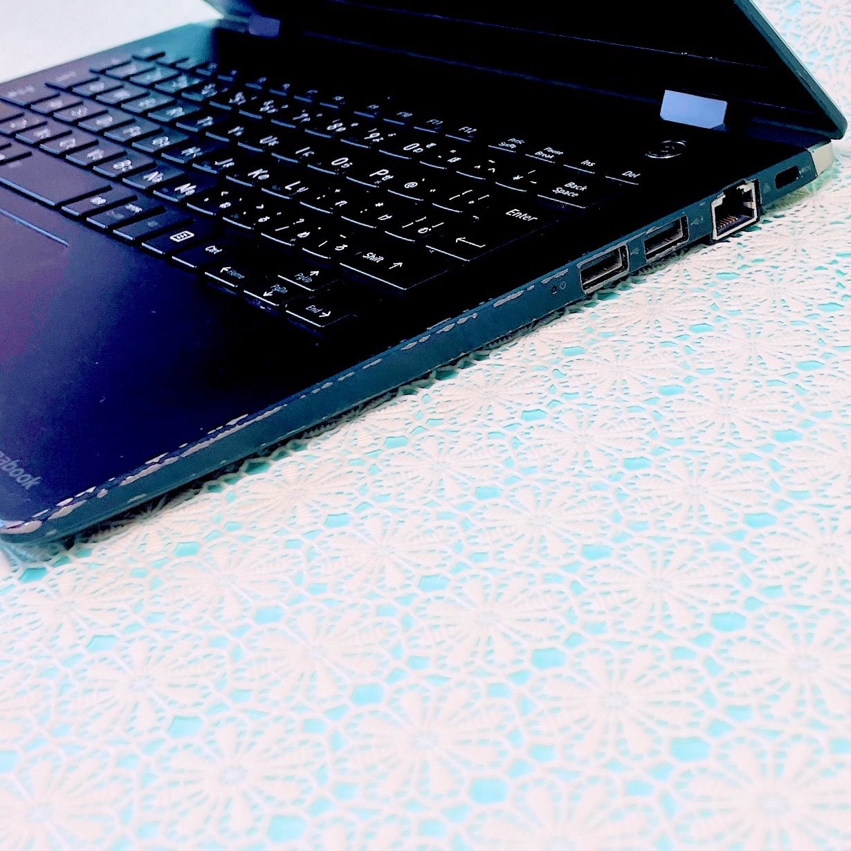 お得クーポンあり‼️】Windows11対応！小型軽量✨️薄型ノートパソコン