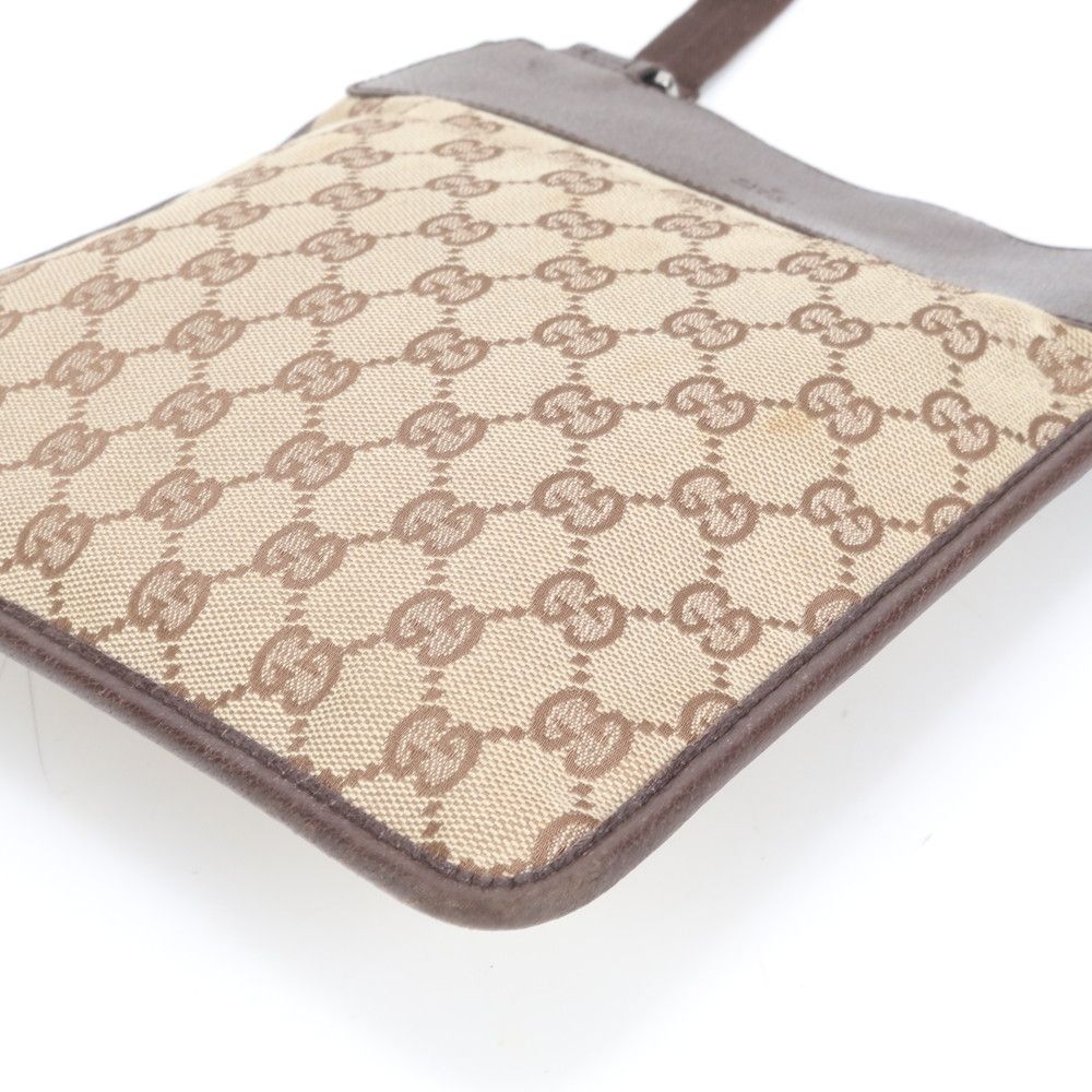 極美品　GUCCI メッセンジャーバッグ GG キャンバスA4可 ブラウン 極美品 GUCCI メッセンジャーバッグ GG キャンバスA4可 ブラウン 極美