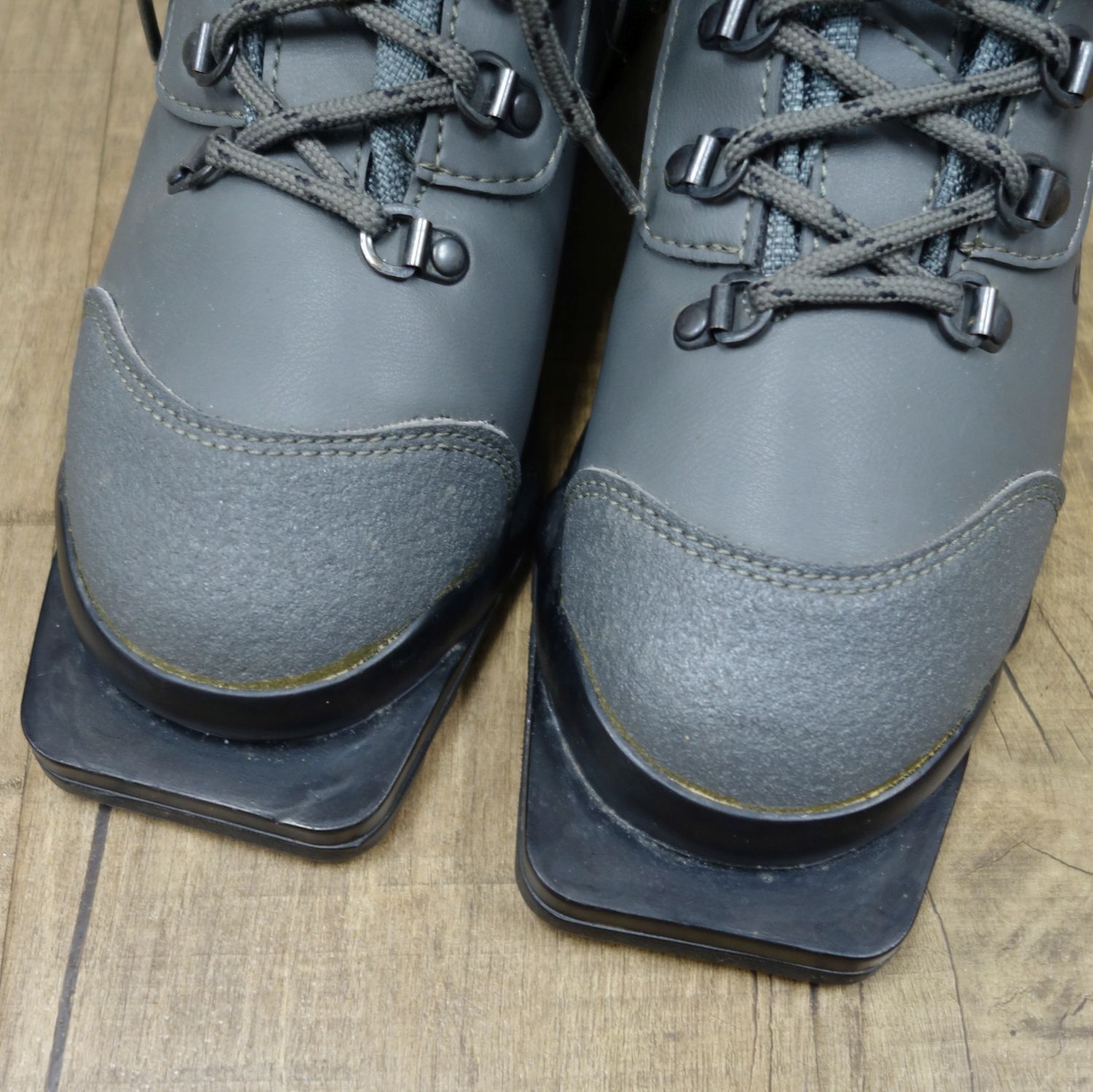 ガルモント GARMONT VENTURE テレマーク スキー ブーツ ベンチャー ヴェンチャー 75ｍｍ 3 pin UK 5 USA 6 EUR 39 24 cm