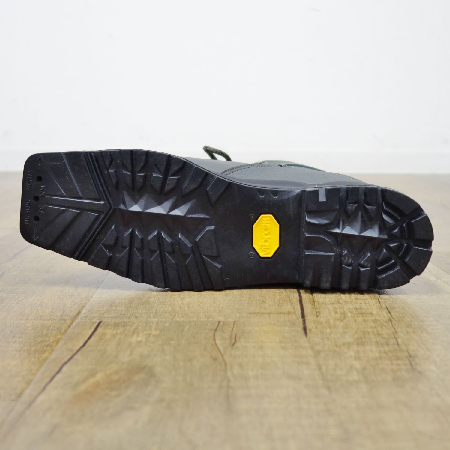 美品 ガルモント GARMONT VENTURE ベンチャー テレマーク スキー