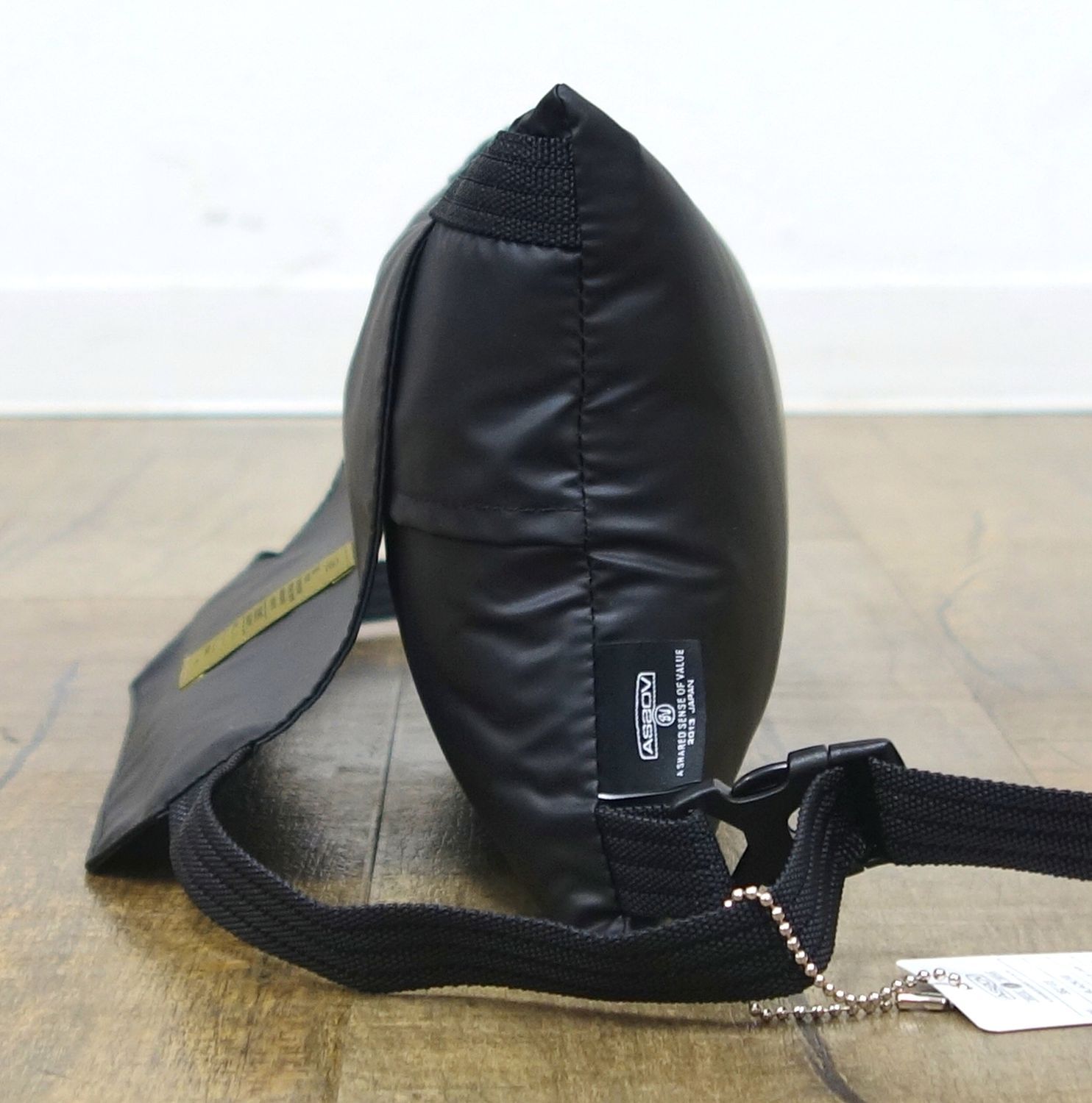 未使用 アッソブ AS2OV マルチクッション ブラック コット チェア