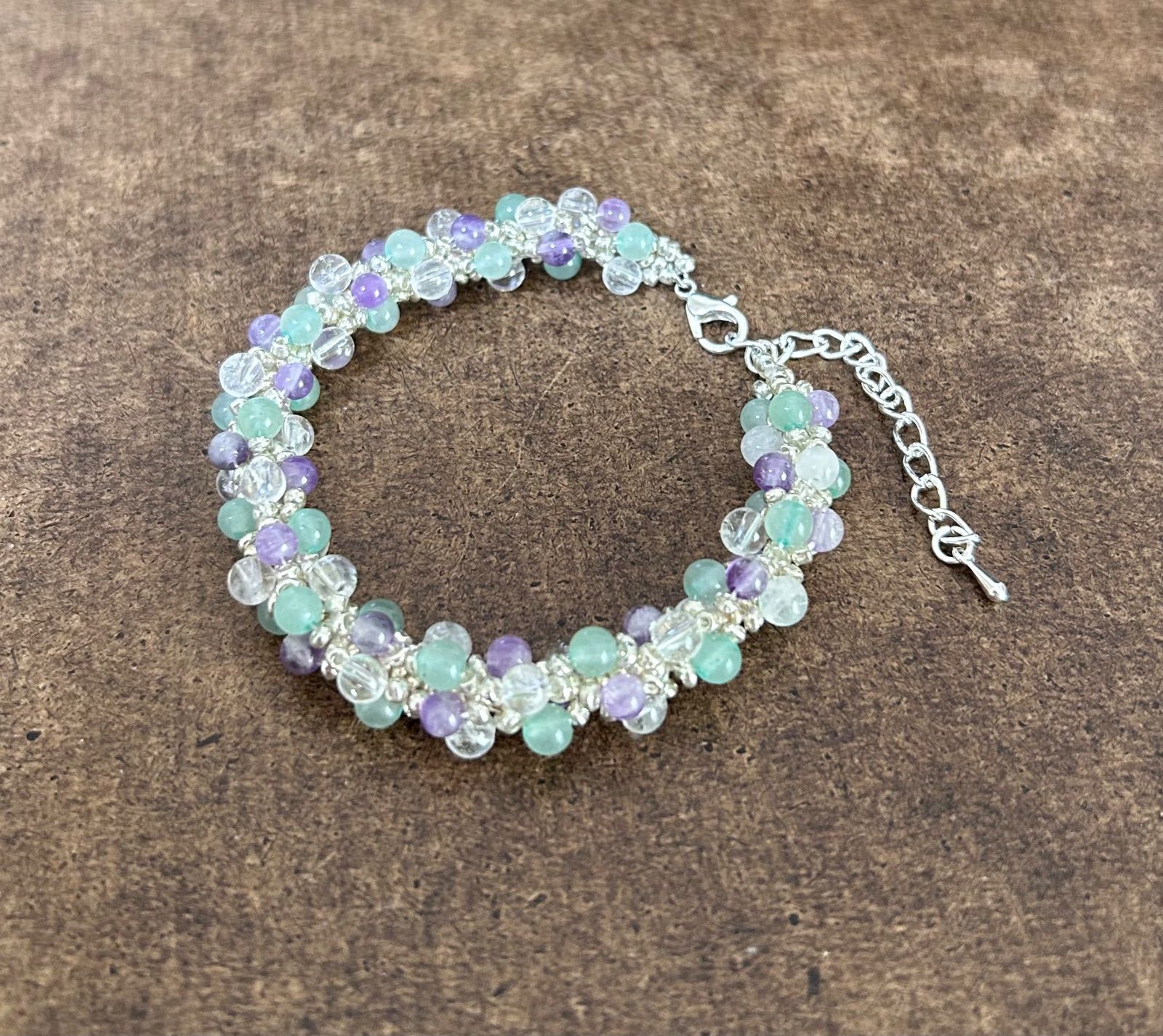 水晶xグリーンアベンチュリンxアメジスト ビーズブレスレット - メルカリ