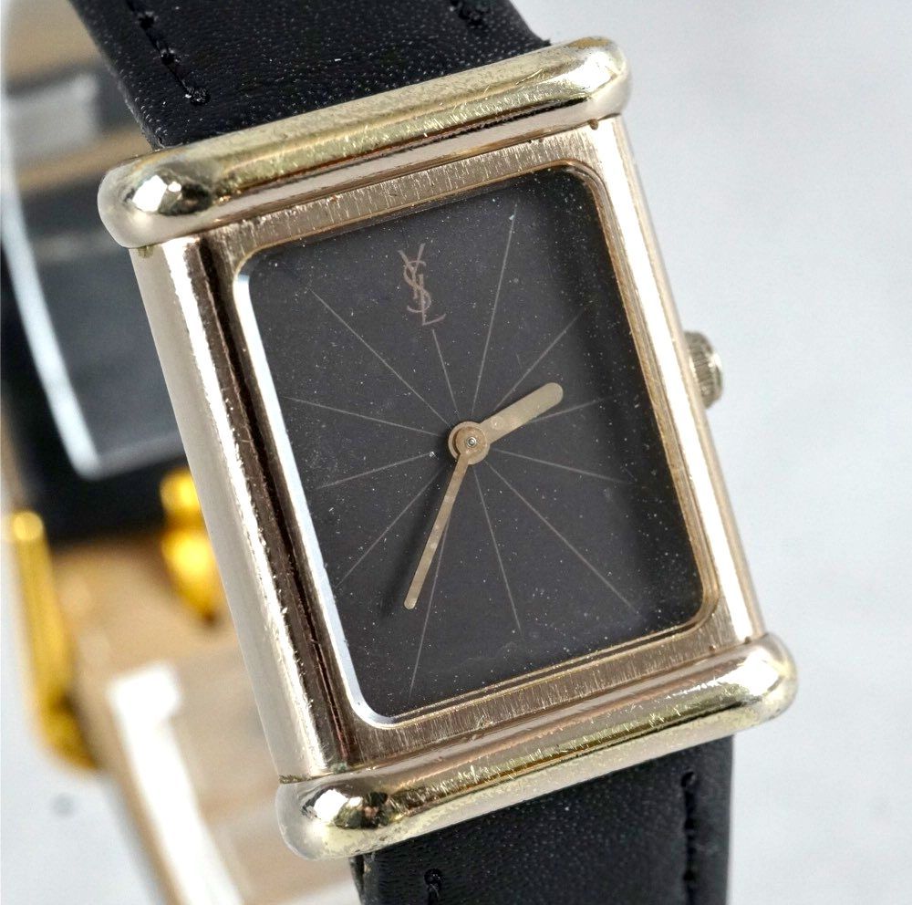 希少 Yves Saint Laurent イヴサンローラン YSL ロゴ ブラック文字盤