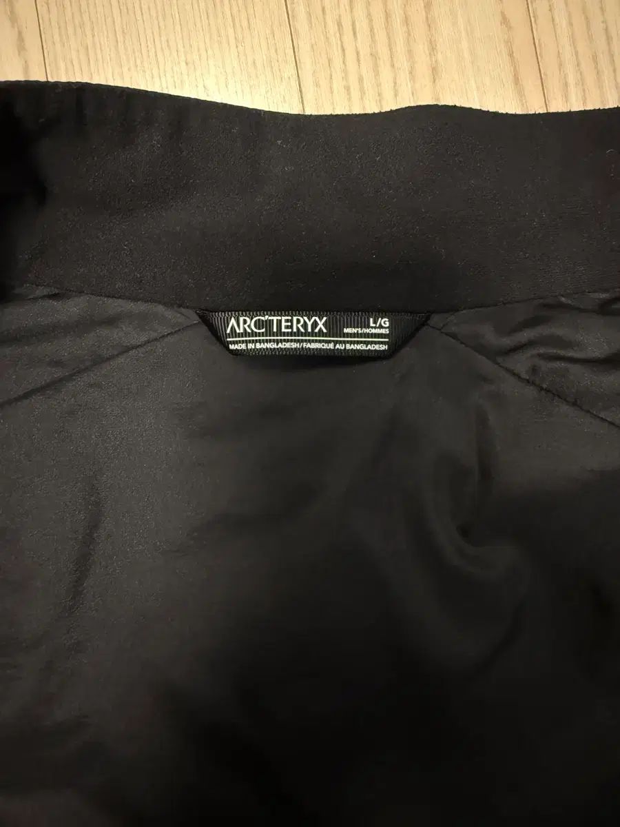 L ARC TERYX アークテリクス Atom lt アトム ジャケット ブラック