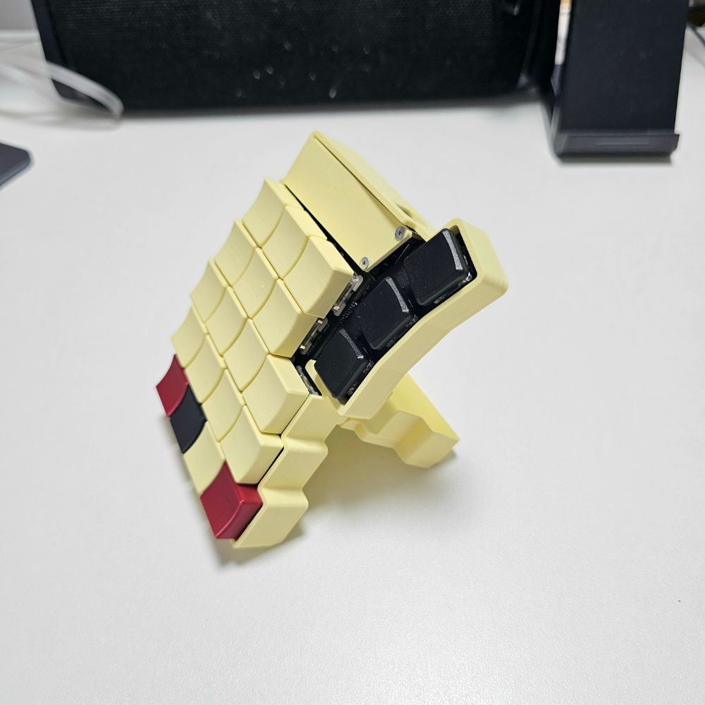 keyball39用キーボードカバー＆傾斜スタンド付き本体ケース - メルカリ