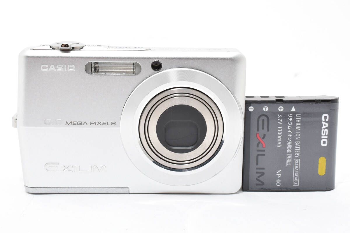 ★極上品★カシオ CASIO EXILIM EX-Z600 シルバー★ K385 #3802