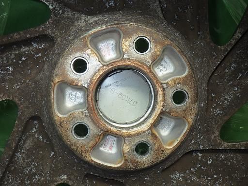 PIRELLI スタッドレス