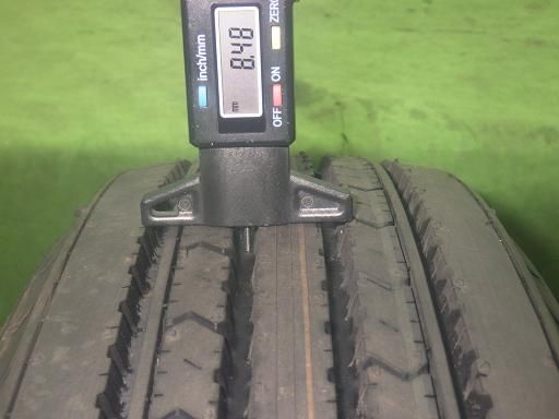 トラックタイヤ ダンロップ