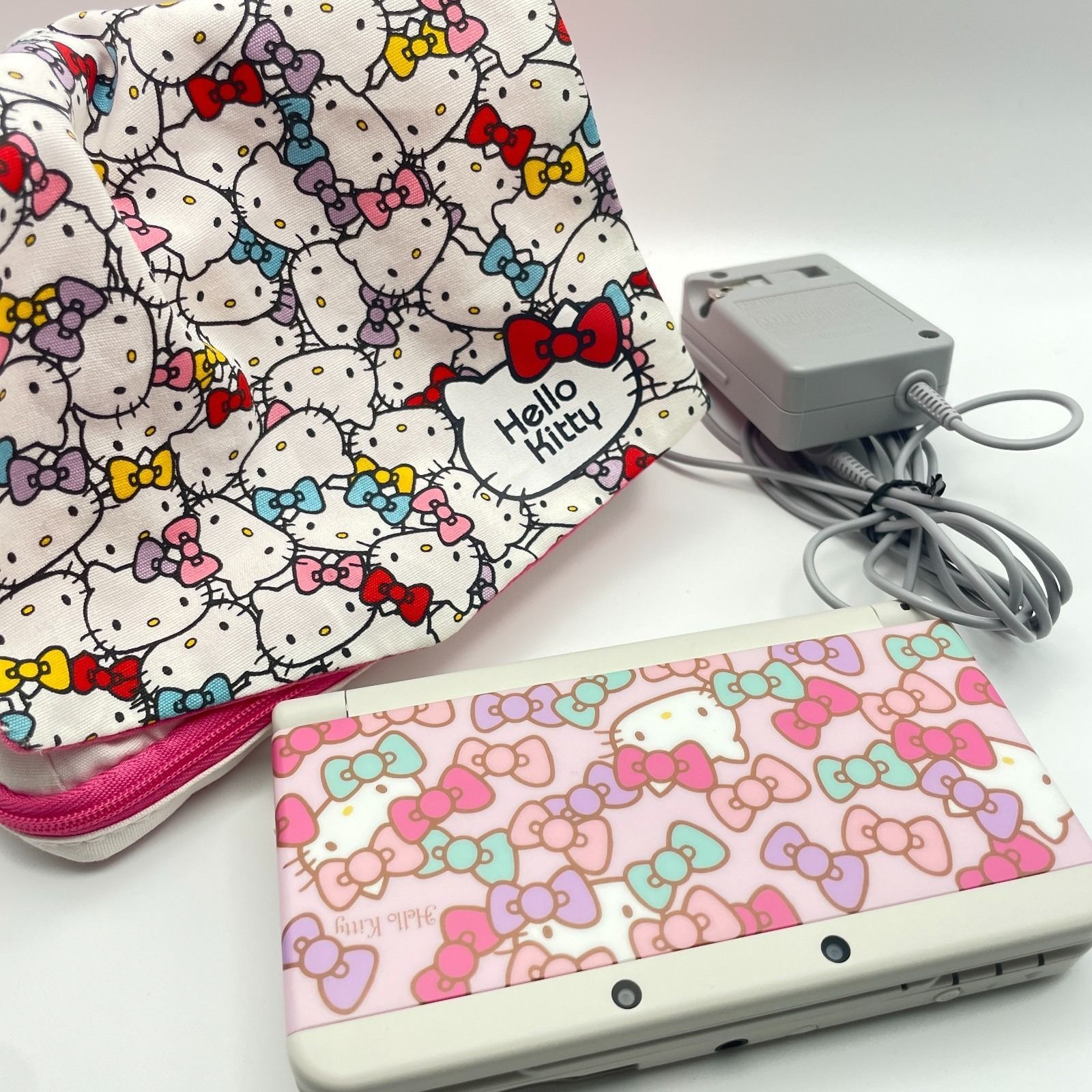 3 DS 本体 きせかえプレート ハローキティ 袋付き