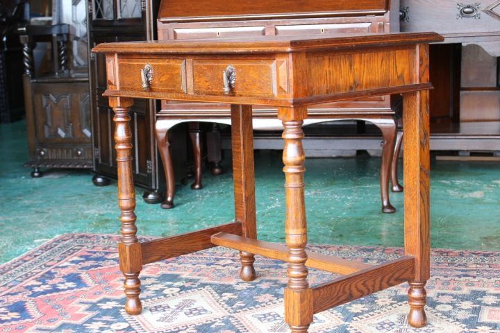 ☆在庫一掃セール☆ イギリス アンティーク家具 サイドテーブル