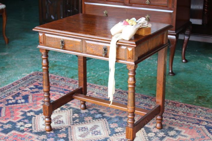 ☆在庫一掃セール☆ イギリス アンティーク家具 サイドテーブル