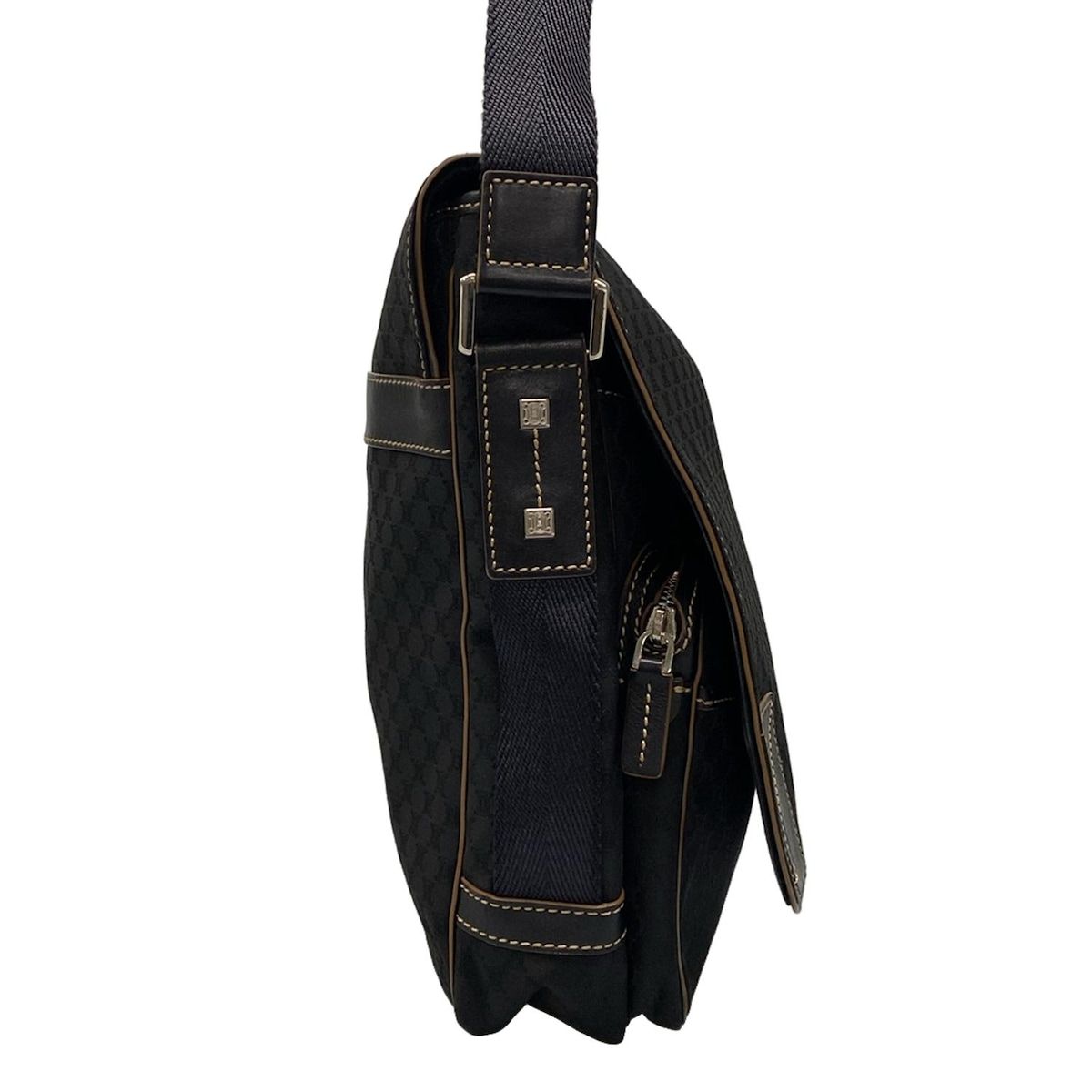 CELINE(セリーヌ) ショルダーバッグ マカダム柄 黒 レザー - メルカリ