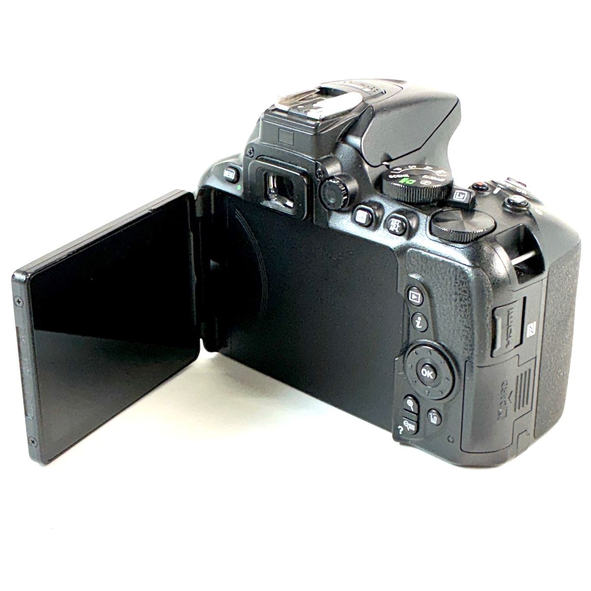 ニコン Nikon D5600 ボディ デジタル 一眼レフカメラ 【中古】 - メルカリ