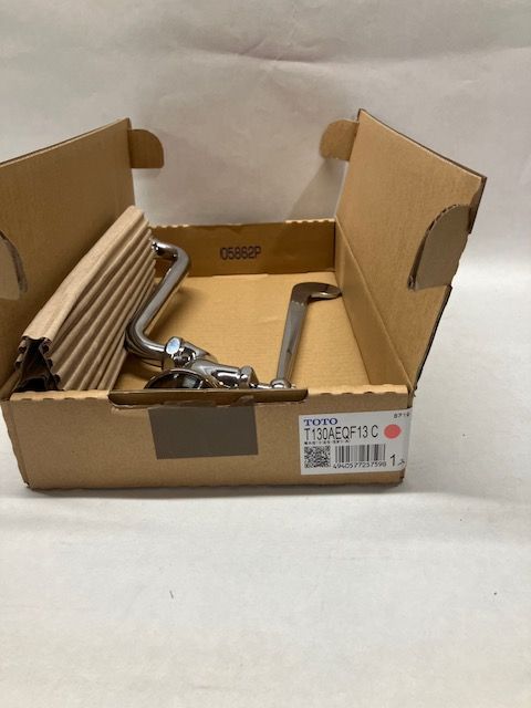 TOTO 横水栓 自在形 レバー式 泡まつ 共用 み