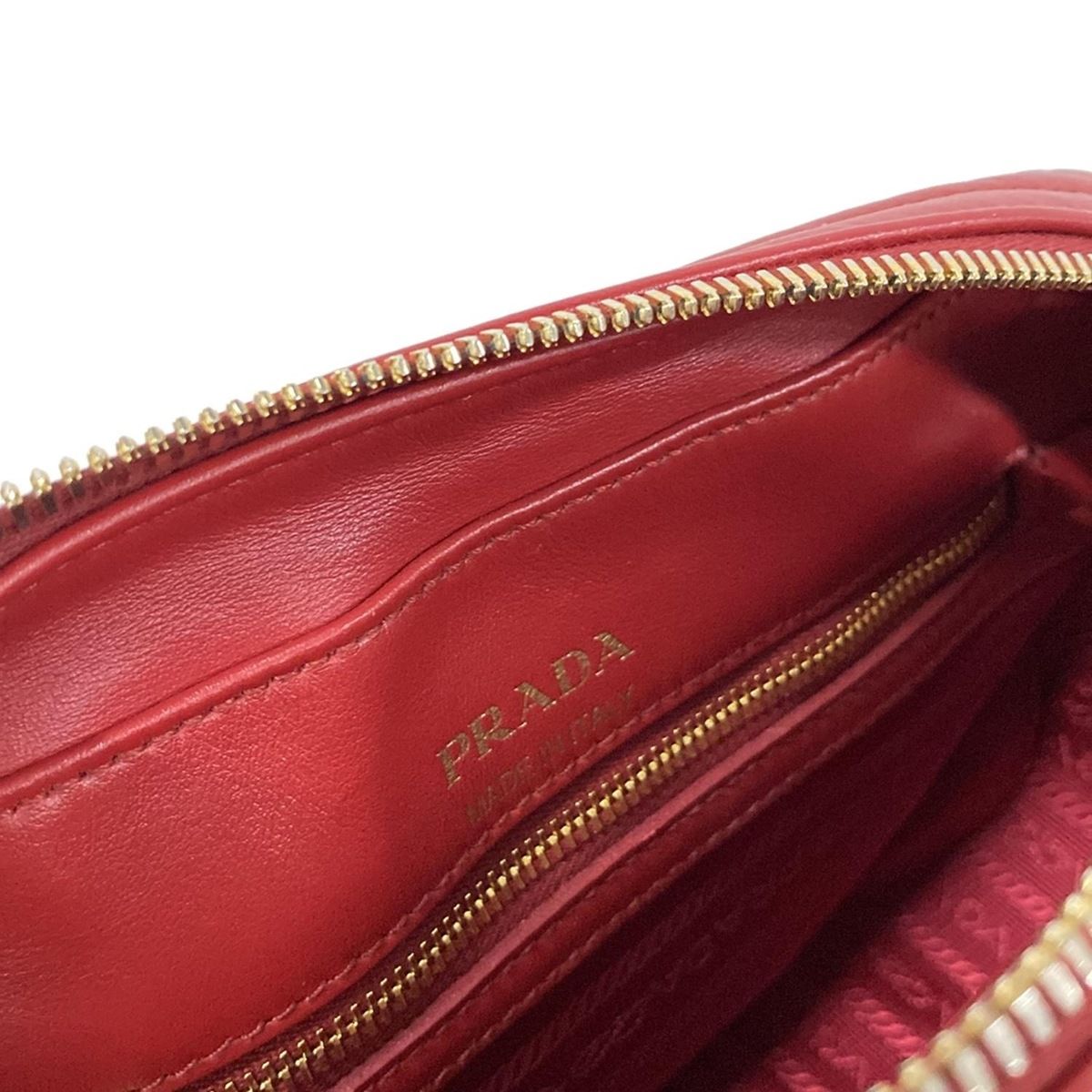 PRADA(プラダ) ショルダーバッグ ダイアグラム レッド チェーン