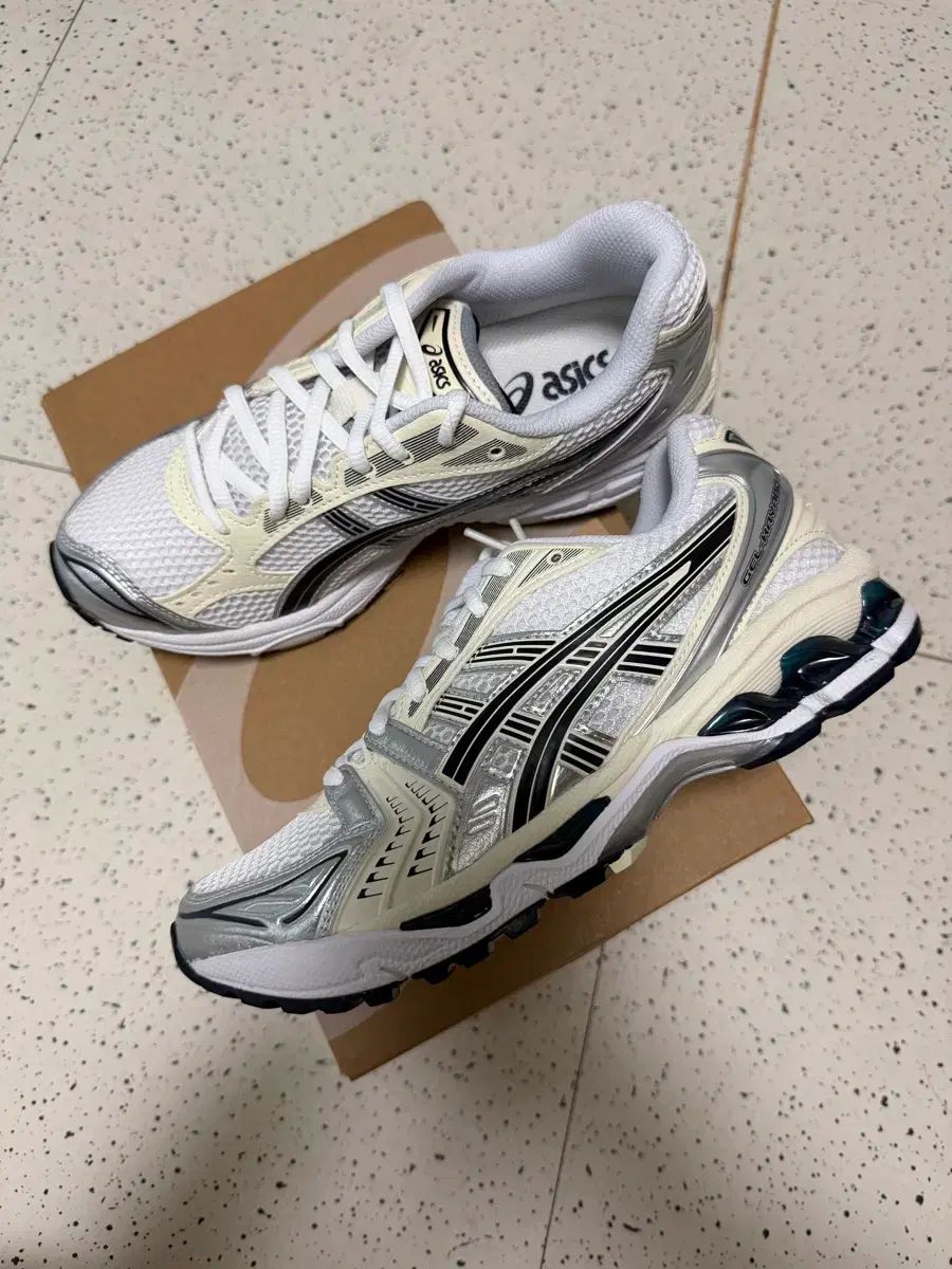 アシックス ゲル カヤノ 14 スニーカー -109 240