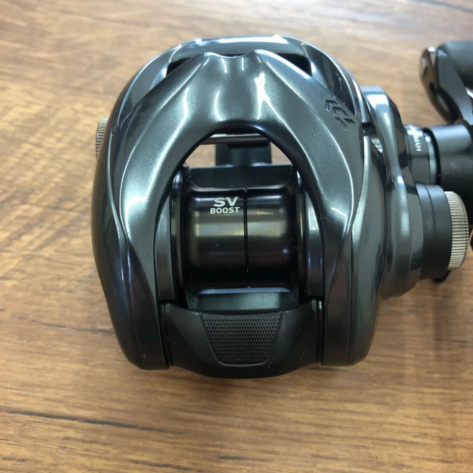 ダイワ 25 タトゥーラ SV TW 7.1 100 H ベイトリール TATULA No.2877