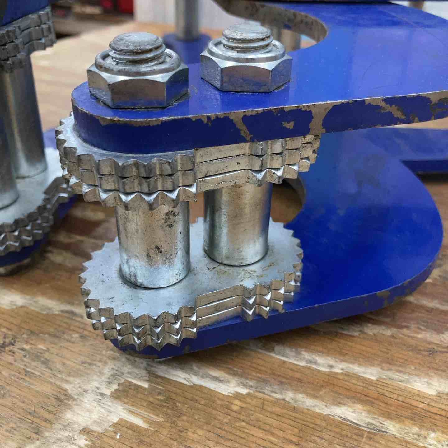 品 スーパーツール コンクリート 吊具 U字溝吊クランプ クランプ CGCS 500 0.5トン 柏店