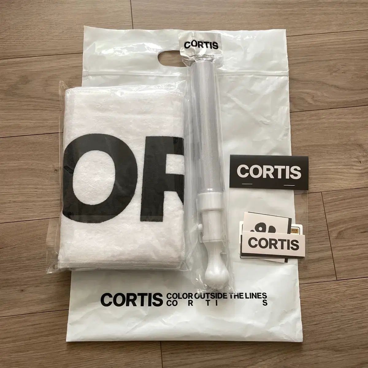 コルティス リリース パーティー ショーケース タオル ペンライト ステッカー