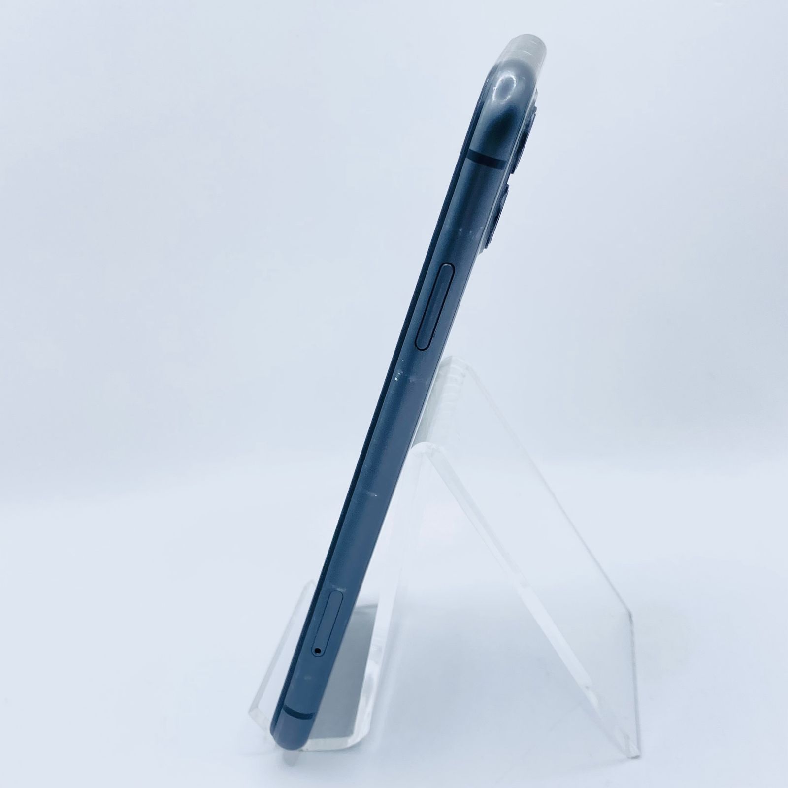 docomo iPhone11 128GB ブラック MWM02J/A SIMロック解除済み 利用制限