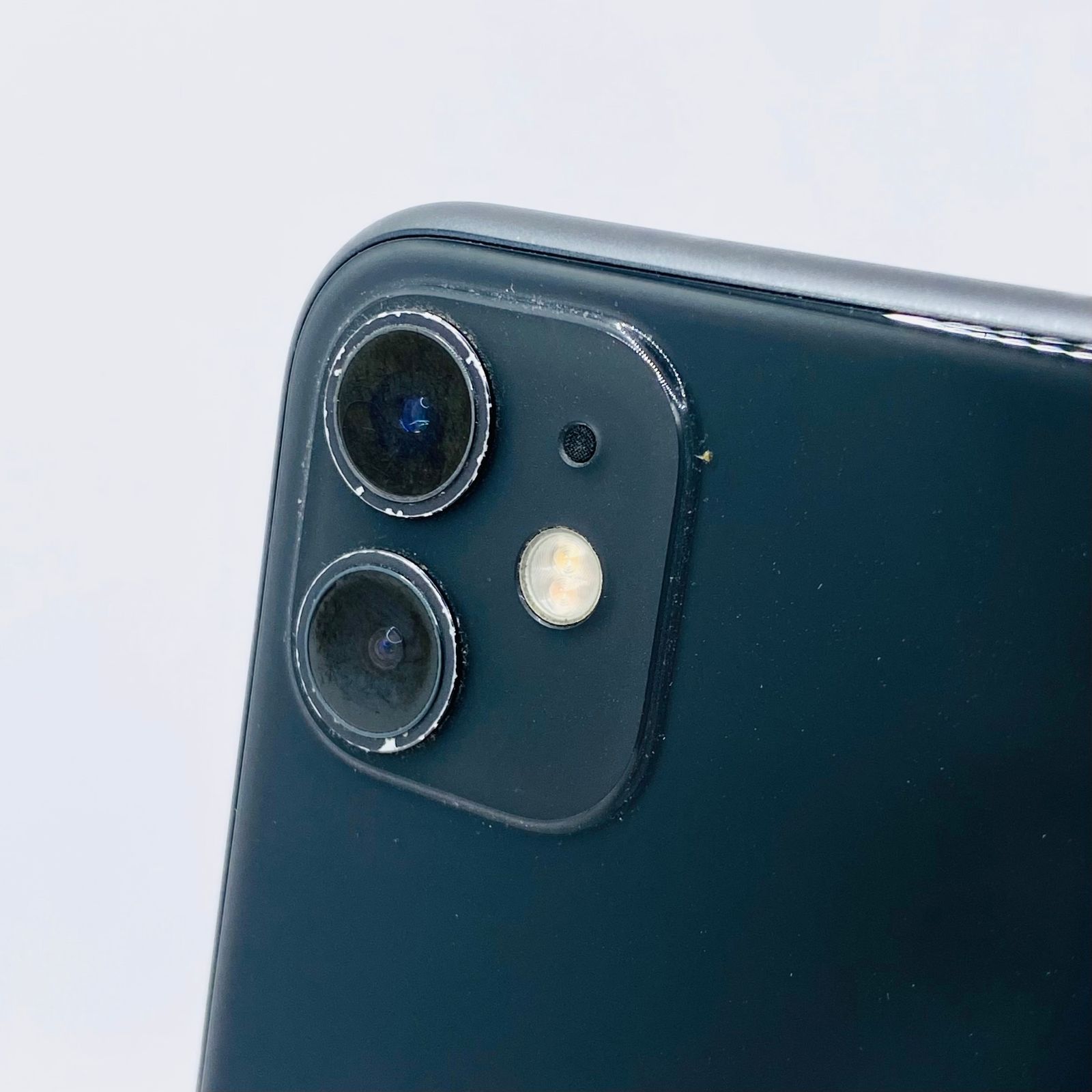 docomo iPhone11 128GB ブラック MWM02J/A SIMロック解除済み 利用制限