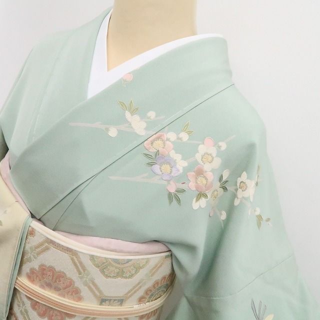 ❁tomihisa❁未着用 総刺繍 梅 着物 正絹 仕付け糸付 トールサイズ
