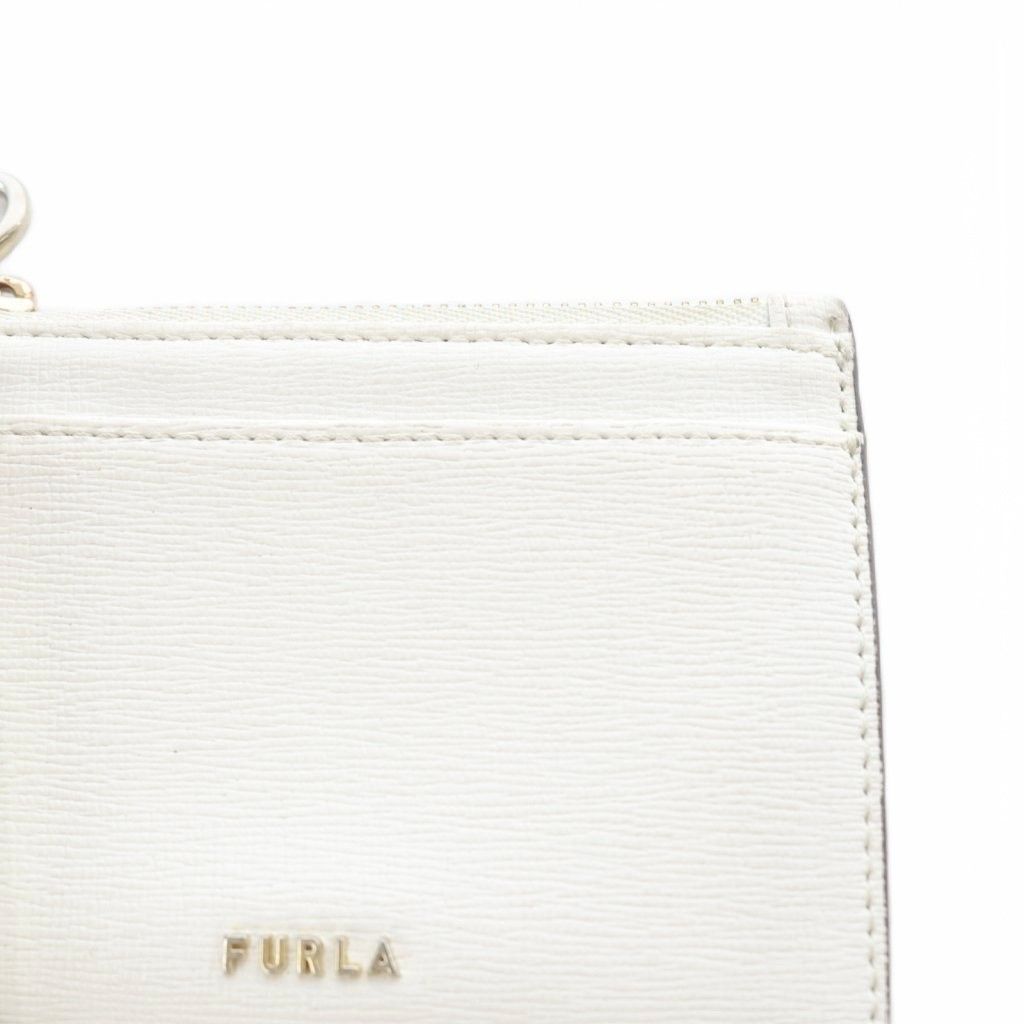 フルラ FURLA レザー カードケース ロゴ 白 ホワイト - メルカリ