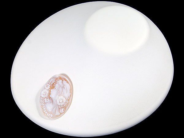 ジュエリー極】エスポジート作 美しい女性の彫刻 高級シェルカメオ
