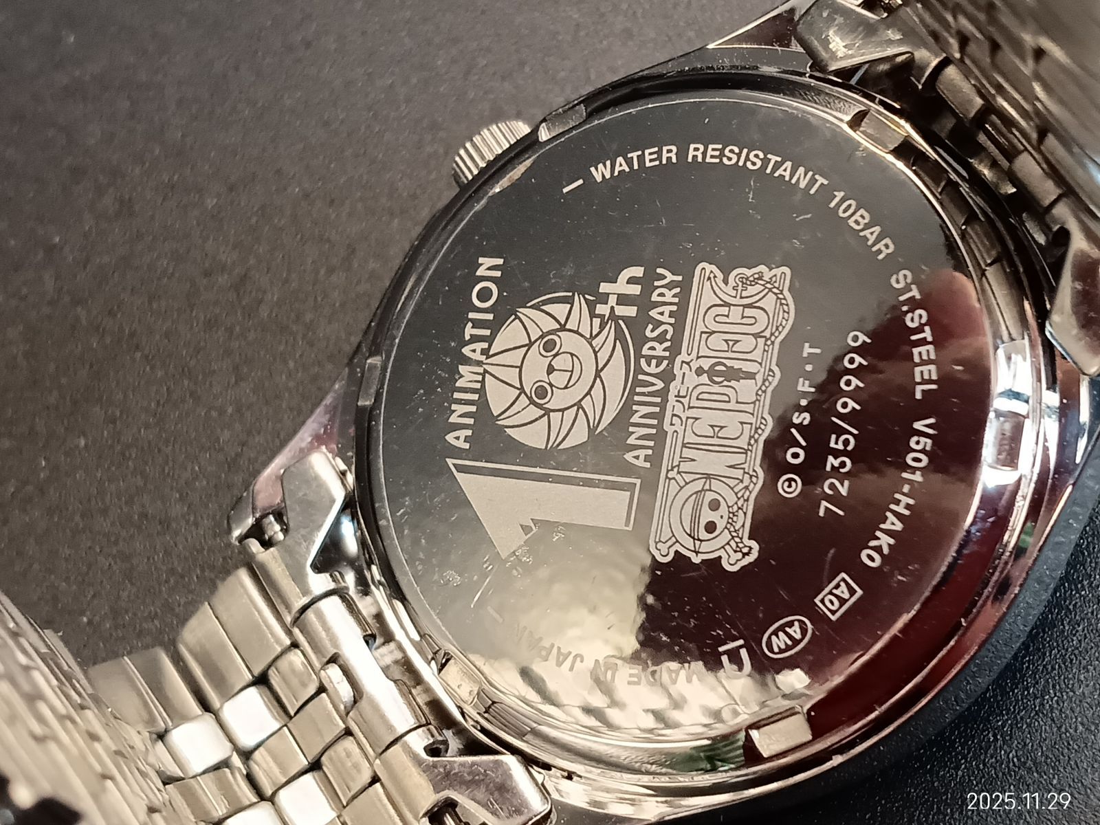 ONE PIECE 10周年記念公式ウォッチ 黄金の指針〜ゴールデン・ポース